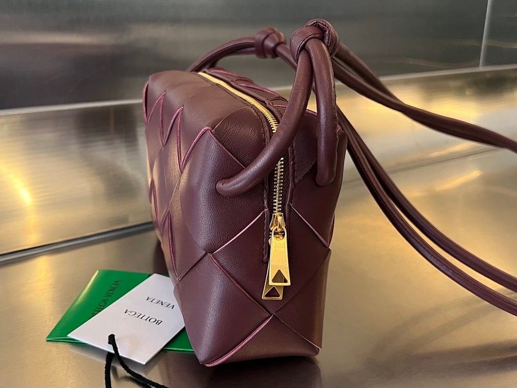 Bottega Veneta Cassette Camera Bag 709417 - 8