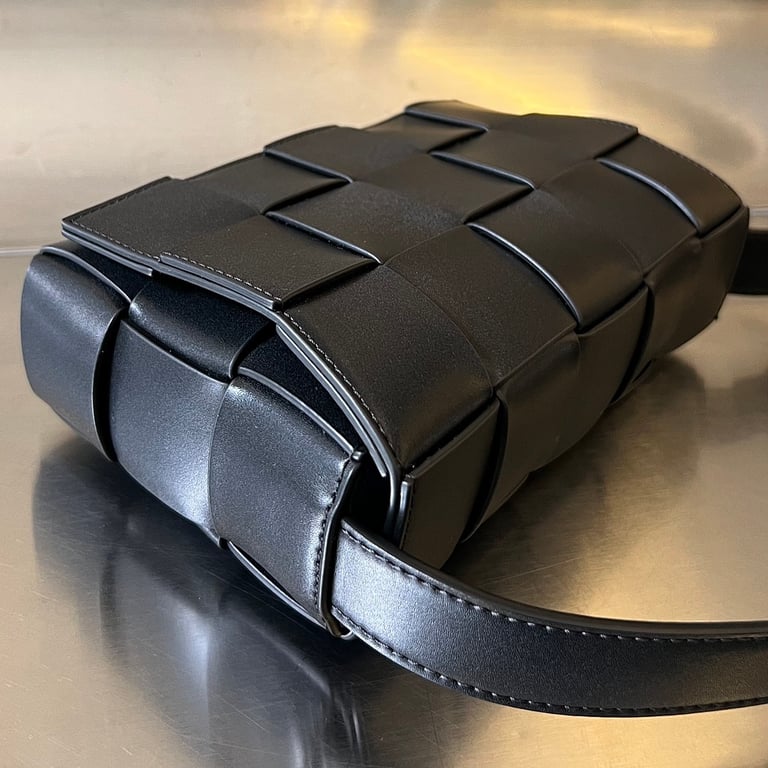Bottega Veneta Cassette Crossbody Bag Black - 8
