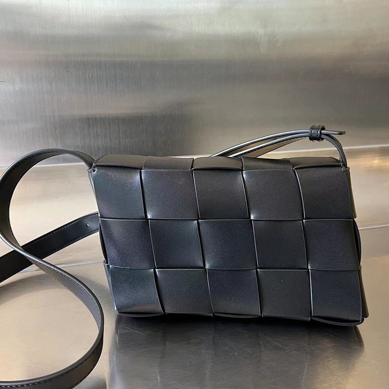 Bottega Veneta Cassette Crossbody Bag Black - 9