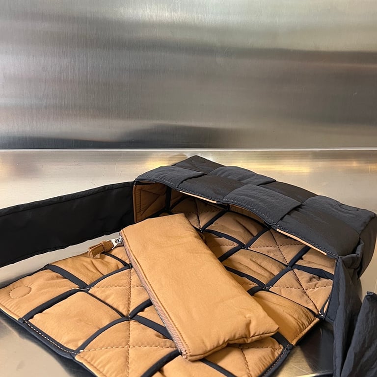 Bottega Veneta Padded Tech Cassette Black/Caramel - 5