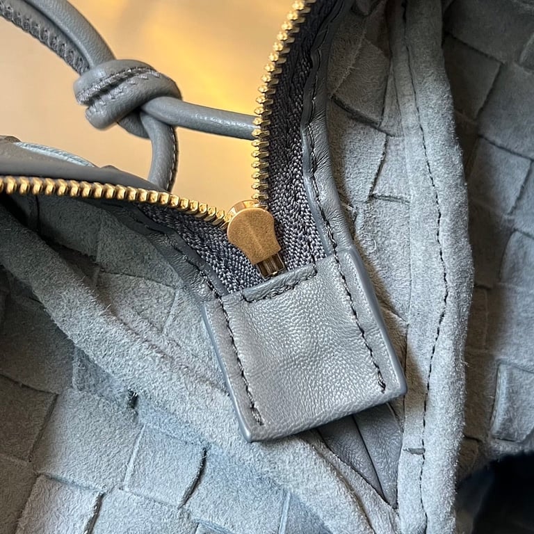 Bottega Veneta Small Loop Camera Bag Grey - 2