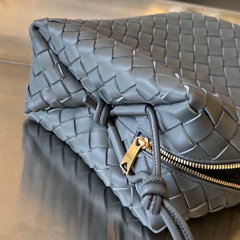 Bottega Veneta Small Loop Camera Bag Grey - 3