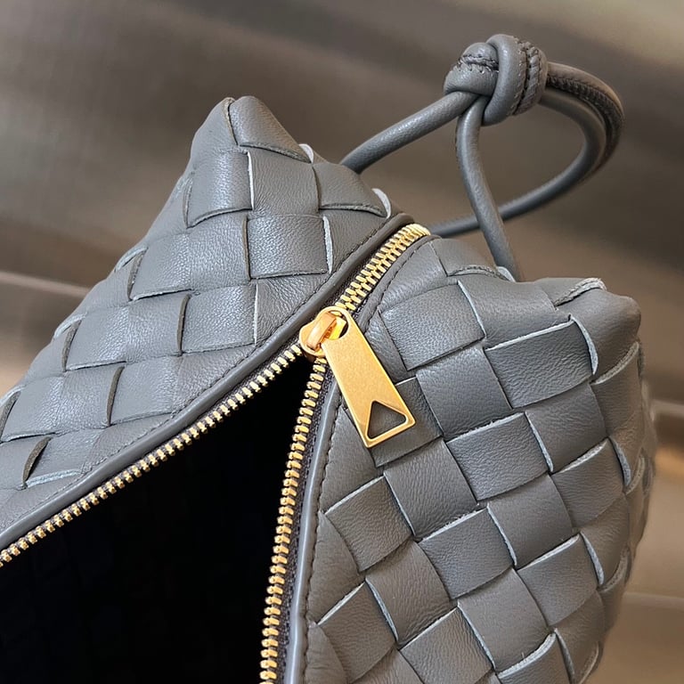 Bottega Veneta Small Loop Camera Bag Grey - 5