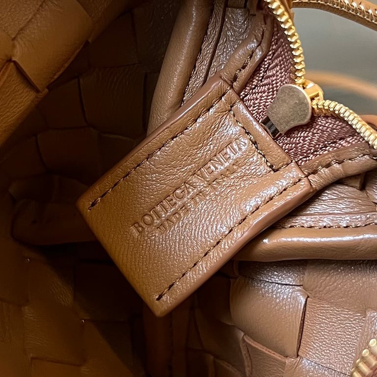 Bottega Veneta Loop Camera Bag Brown - 2