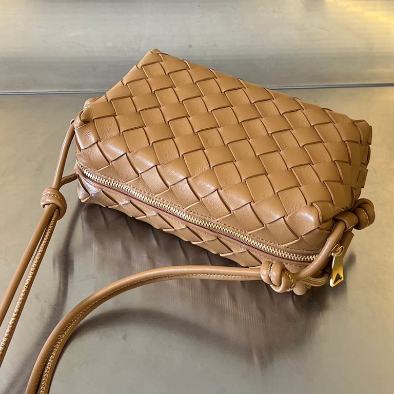 Bottega Veneta Loop Camera Bag Brown - 7