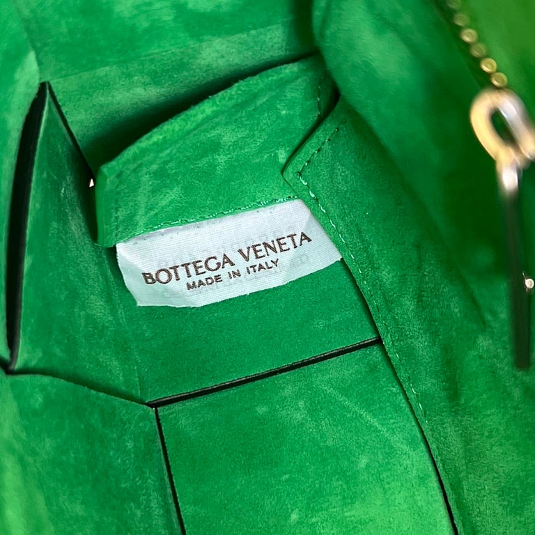 Bottega Veneta Cassette Bag Black Green - 2