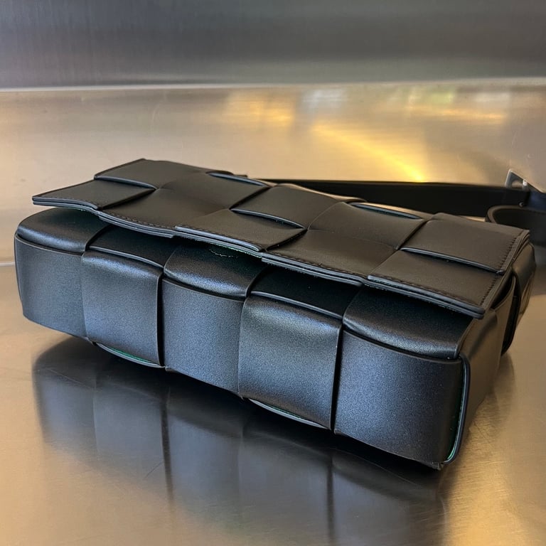 Bottega Veneta Cassette Bag Black Green - 7