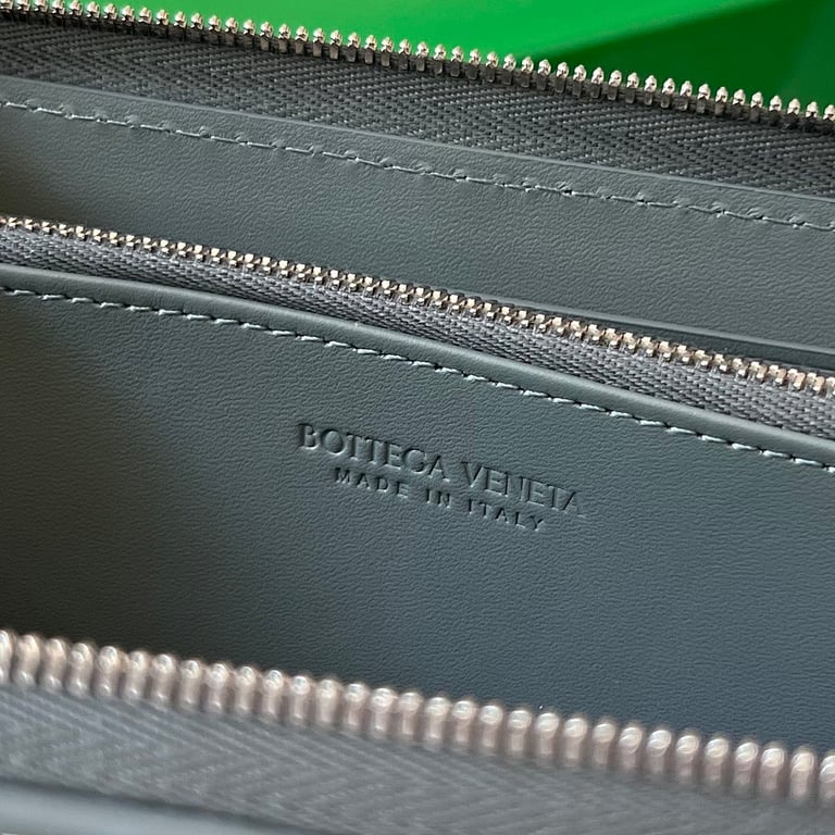 Bottega Veneta 748054 Intrecciato Contrast Stitch Zip Wallet - 3