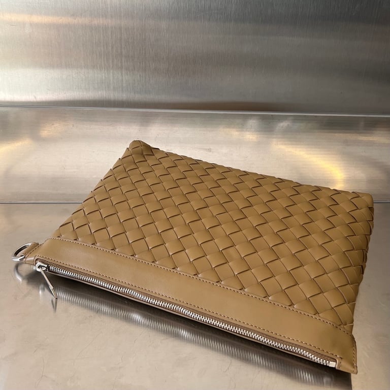 Bottega Veneta Intrecciato Pouch 651852 Tan - 7
