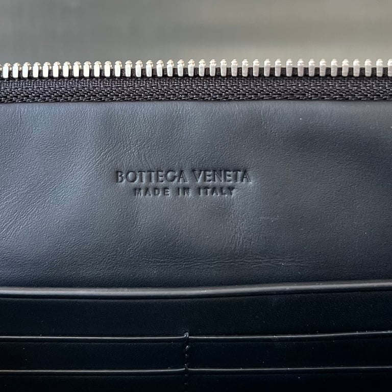 Bottega Veneta Intrecciato Leather Clutch 749443 - 3