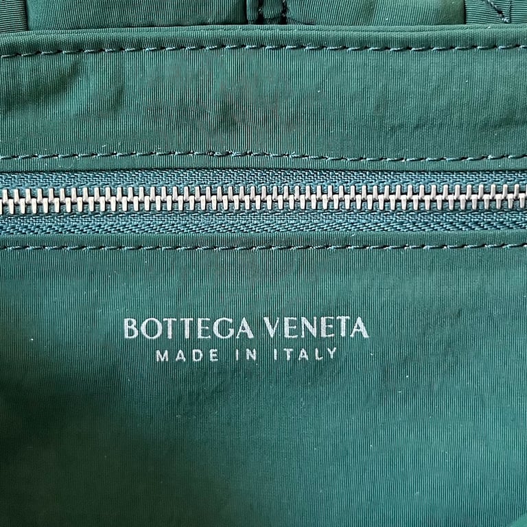 Bottega Veneta Padded Cassette Nylon Bag Green 755182 - 3