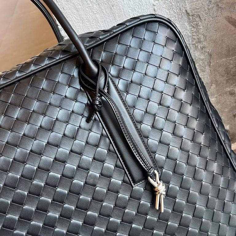 Bottega Veneta Intrecciato Travel Bag 765620 Black - 5