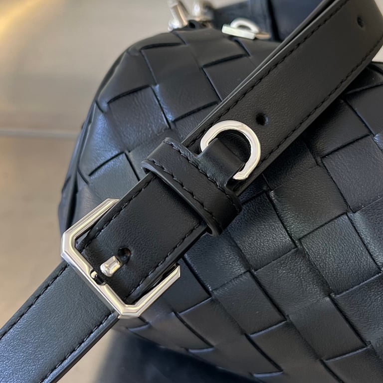 Bottega Veneta Mini Intrecciato Barrel Bag Black - 6