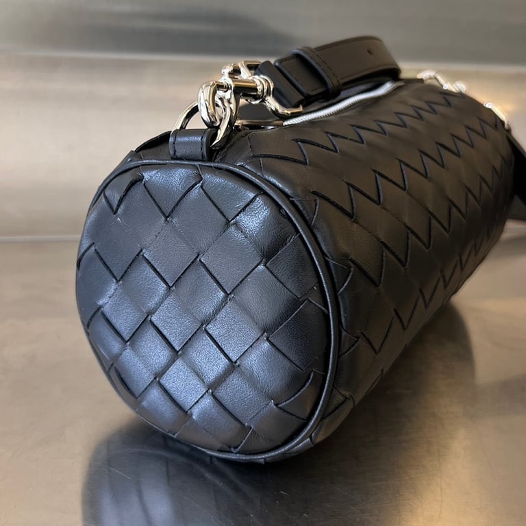 Bottega Veneta Mini Intrecciato Barrel Bag Black - 9