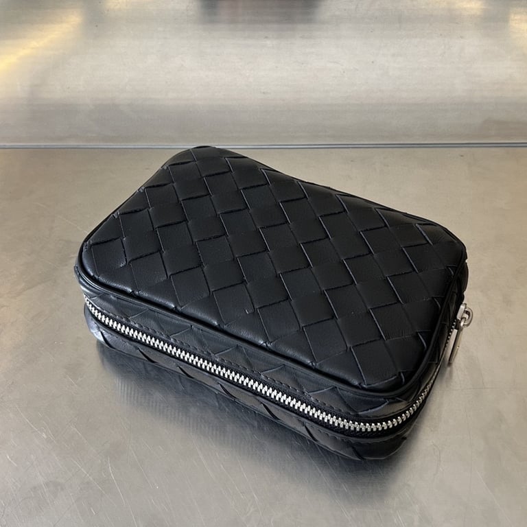 Bottega Veneta Intrecciato Small Pouch 765800 - 9