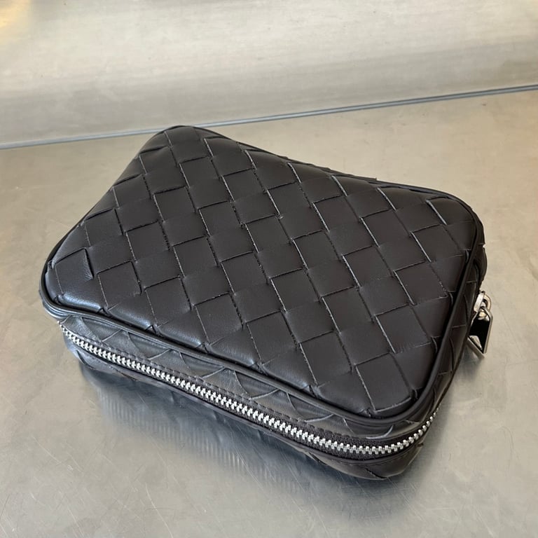 Bottega Veneta Intrecciato Small Pouch 765800 - 7