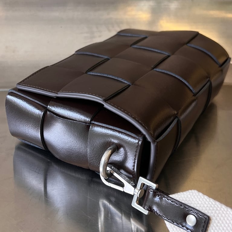 Bottega Veneta Cassette Messenger Bag 741777 Brown - 8