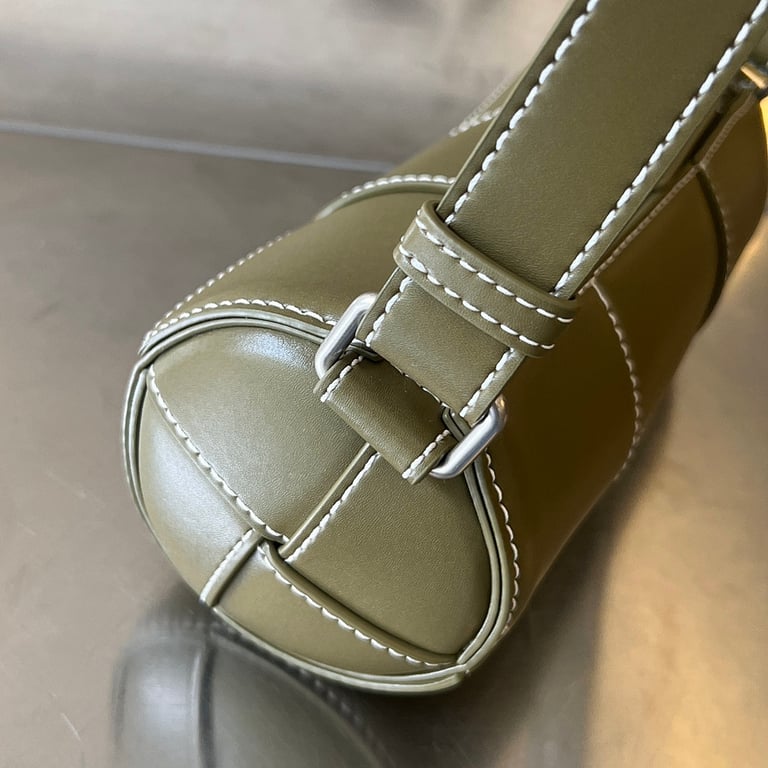 Bottega Veneta Cassette Cylinder Bag Green - 5