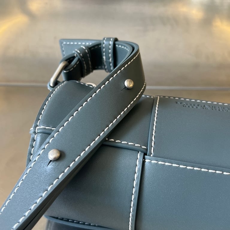 Bottega Veneta Intrecciato Cylinder Bag Blue - 7