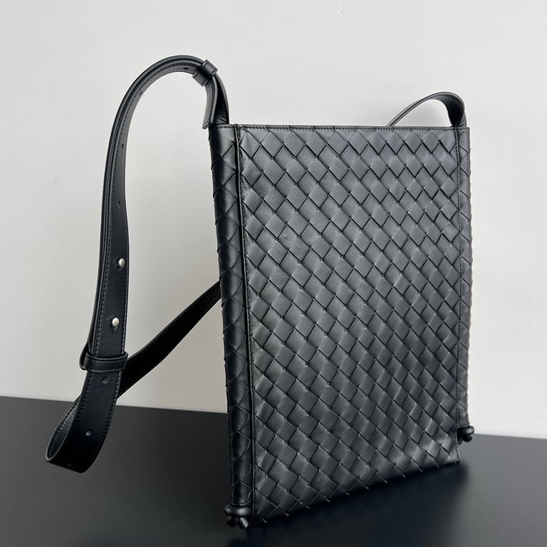 Bottega Veneta Flat Loop Crossbody Bag Black - 9