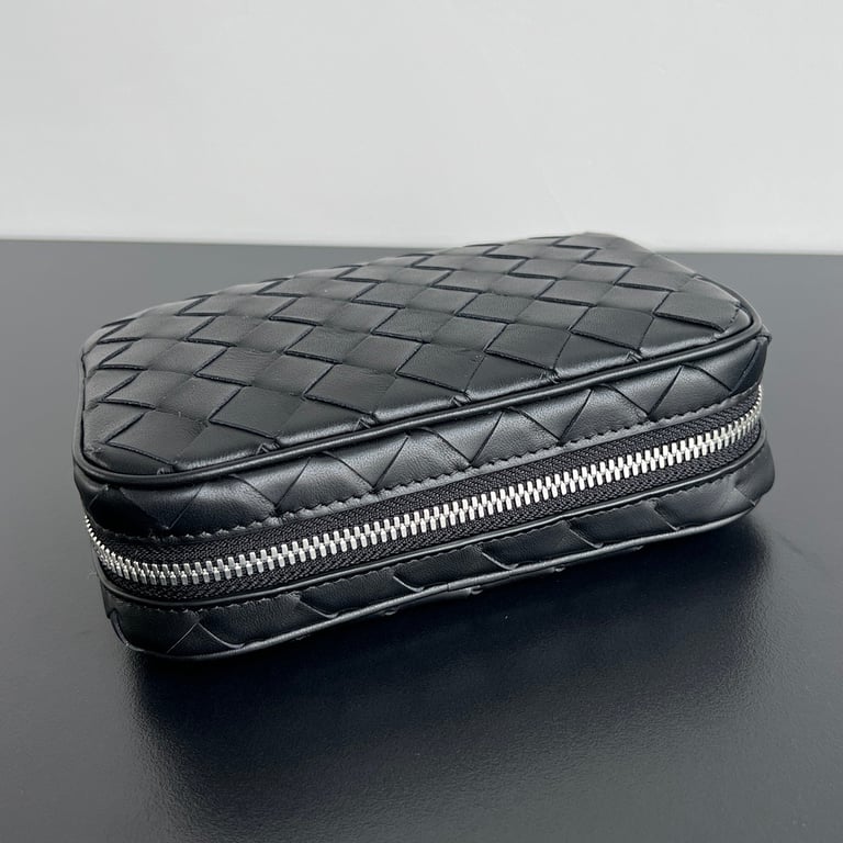 Bottega Veneta Intrecciato Small Toiletry Case Black - 7