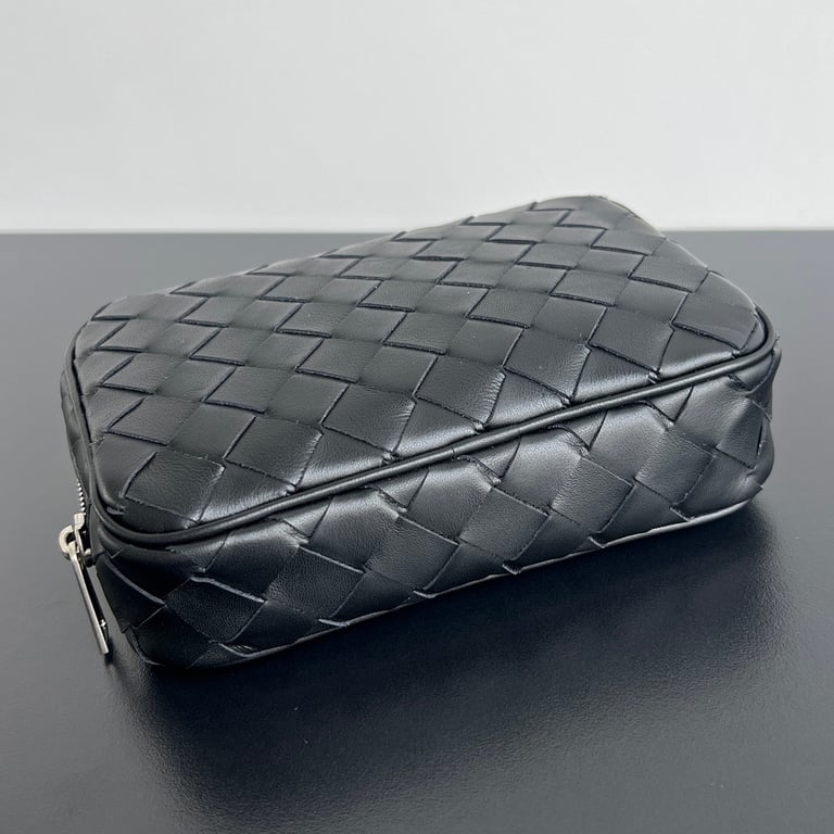 Bottega Veneta Intrecciato Small Toiletry Case Black - 8
