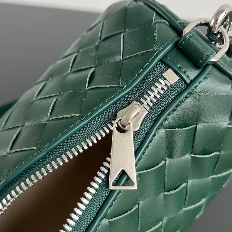 Bottega Veneta Mini Intrecciato Barrel Bag Green - 4