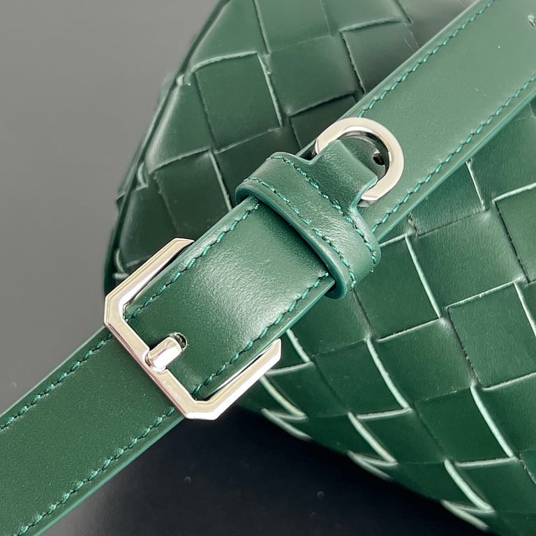 Bottega Veneta Mini Intrecciato Barrel Bag Green - 5