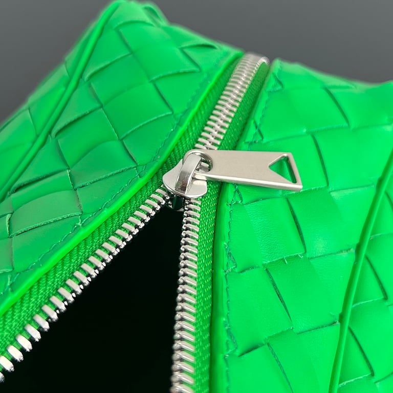 Bottega Veneta Intrecciato Toiletry Case 729295 Parrot Green - 4