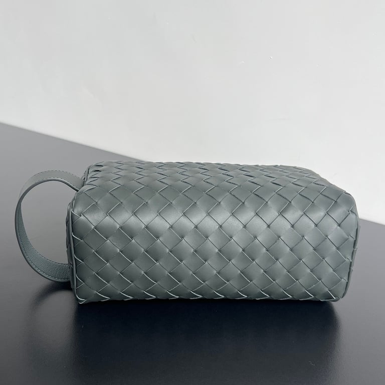 Bottega Veneta Intrecciato Toiletry Case Deep Green - 8
