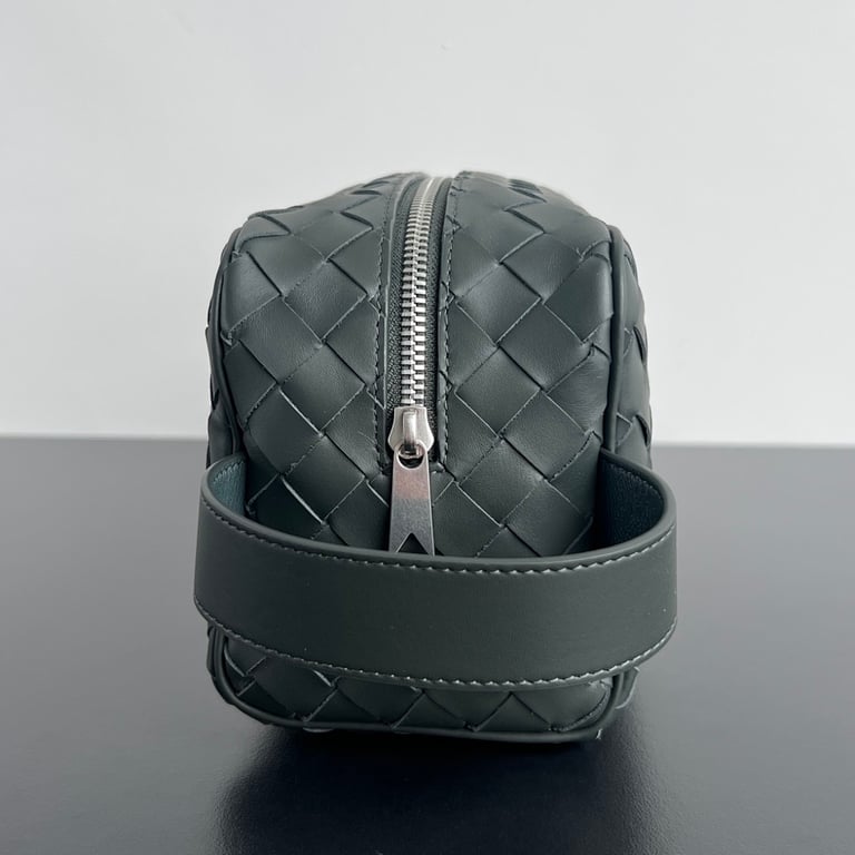 Bottega Veneta Intrecciato Toiletry Case Deep Green - 9
