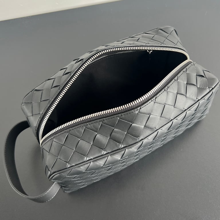 Bottega Veneta Intrecciato Toiletry Case Black - 7