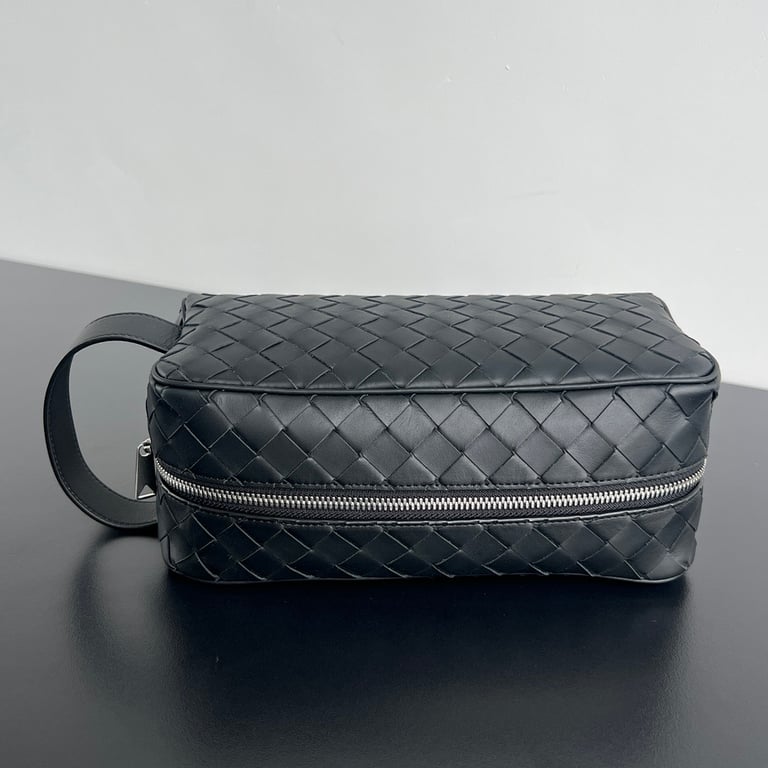 Bottega Veneta Intrecciato Toiletry Case Black - 8