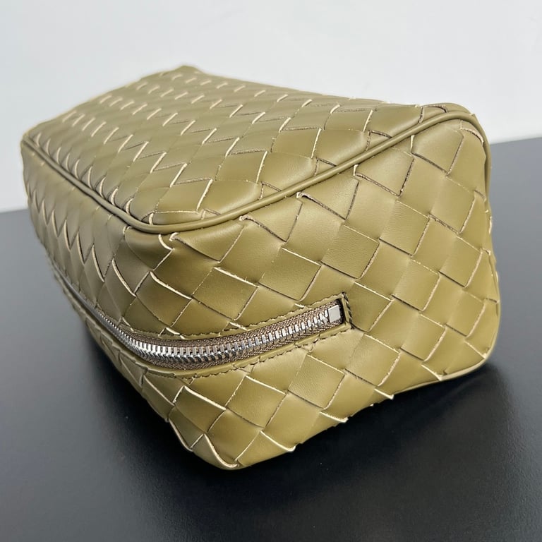 Bottega Veneta Intrecciato Toiletry Case Earth Brown - 5