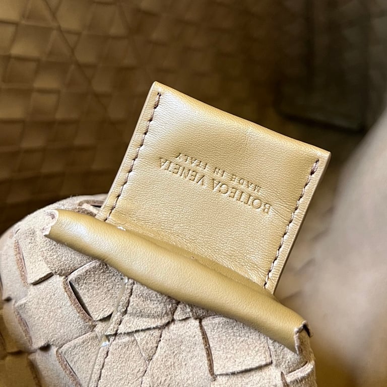 Bottega Veneta Intrecciato Leather Briefcase 690702 - 7