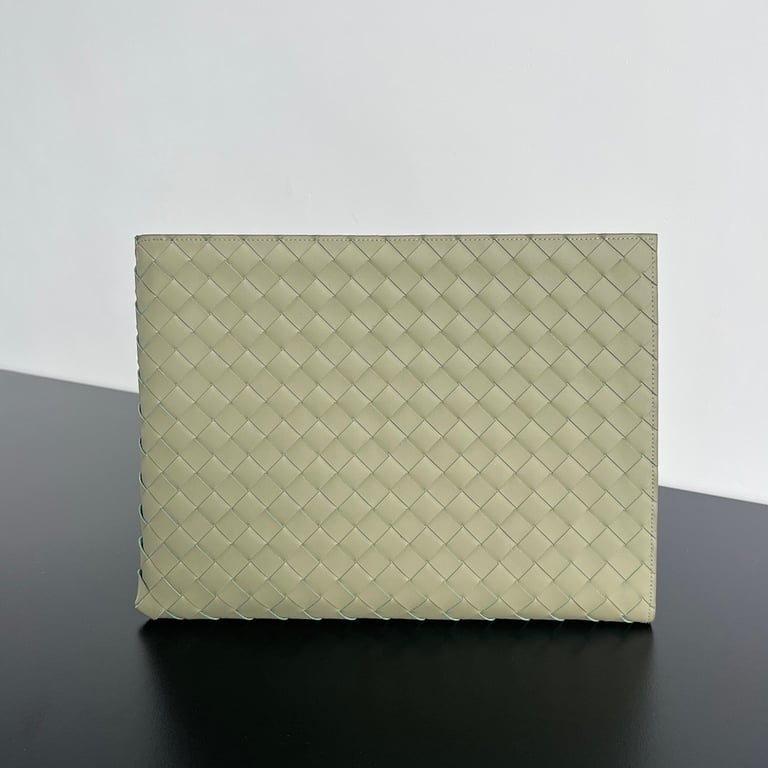 Bottega Veneta Intreccio Clutch 607479 - 9