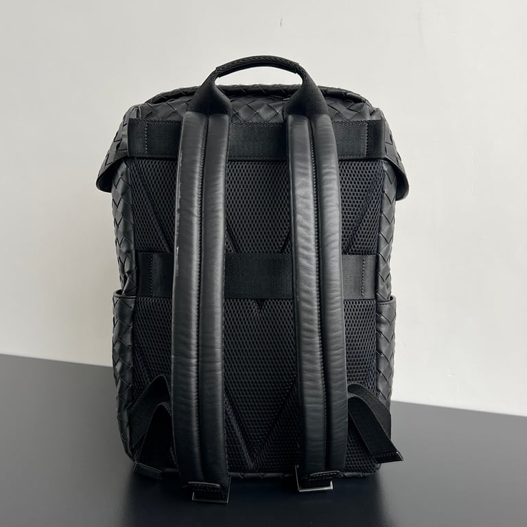 Bottega Veneta Intrecciato Leather Backpack 766580 Black - 11