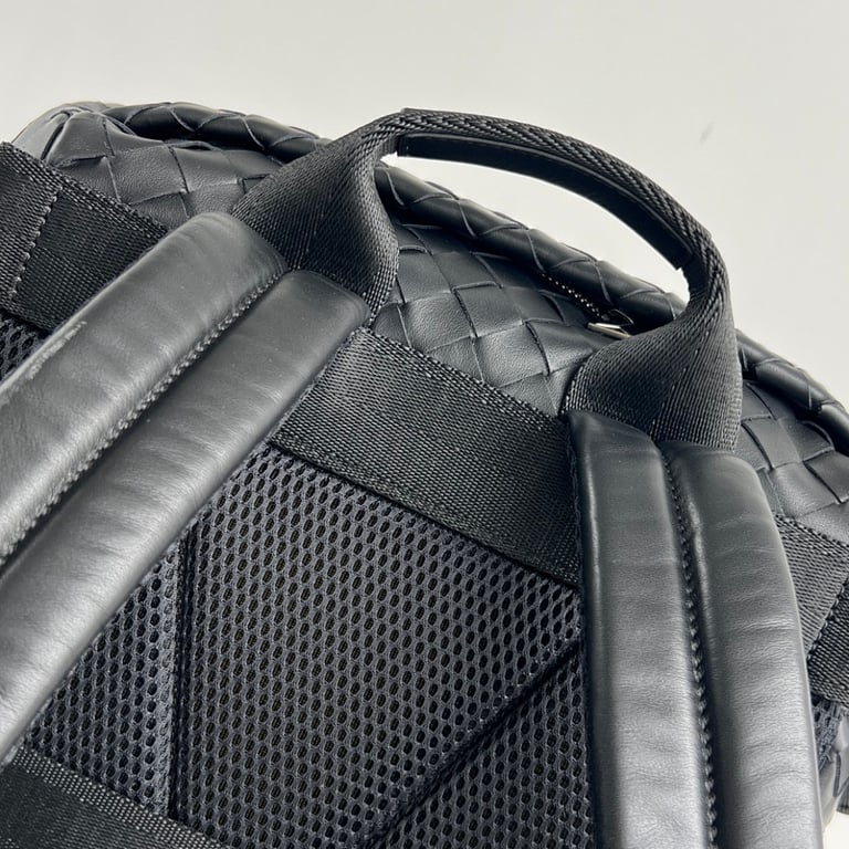 Bottega Veneta Intrecciato Leather Backpack 766580 Black - 4
