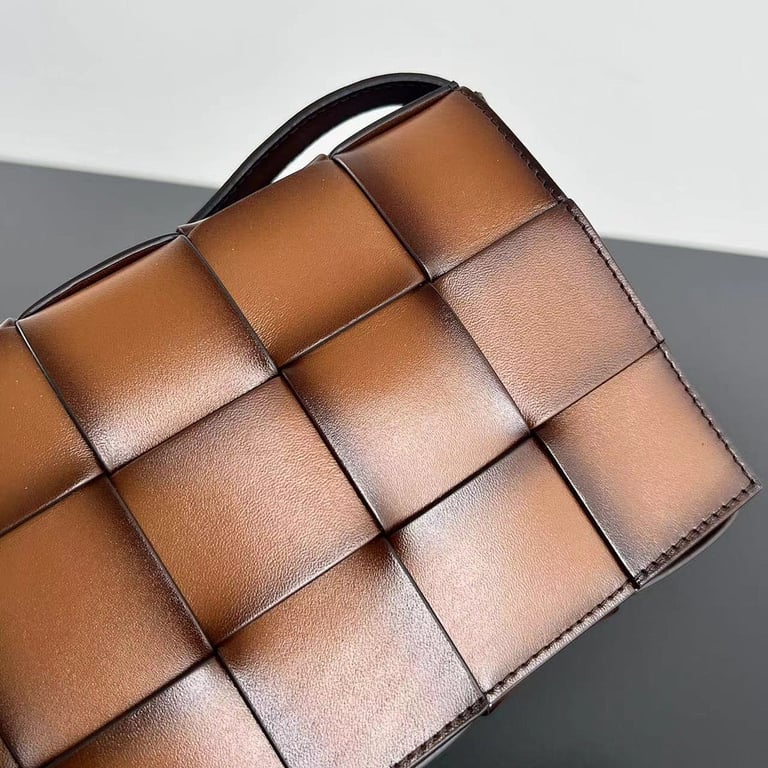 Bottega Veneta Cassette Bag Brown Gradient - 4