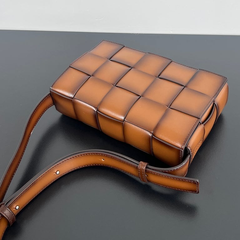 Bottega Veneta Cassette Bag Brown Gradient - 5