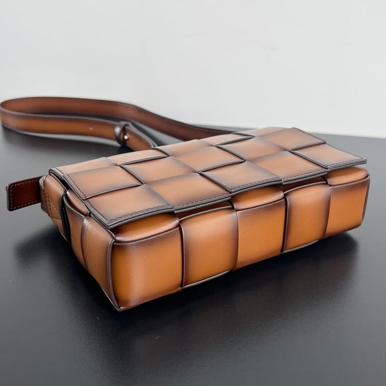 Bottega Veneta Cassette Bag Brown Gradient - 7