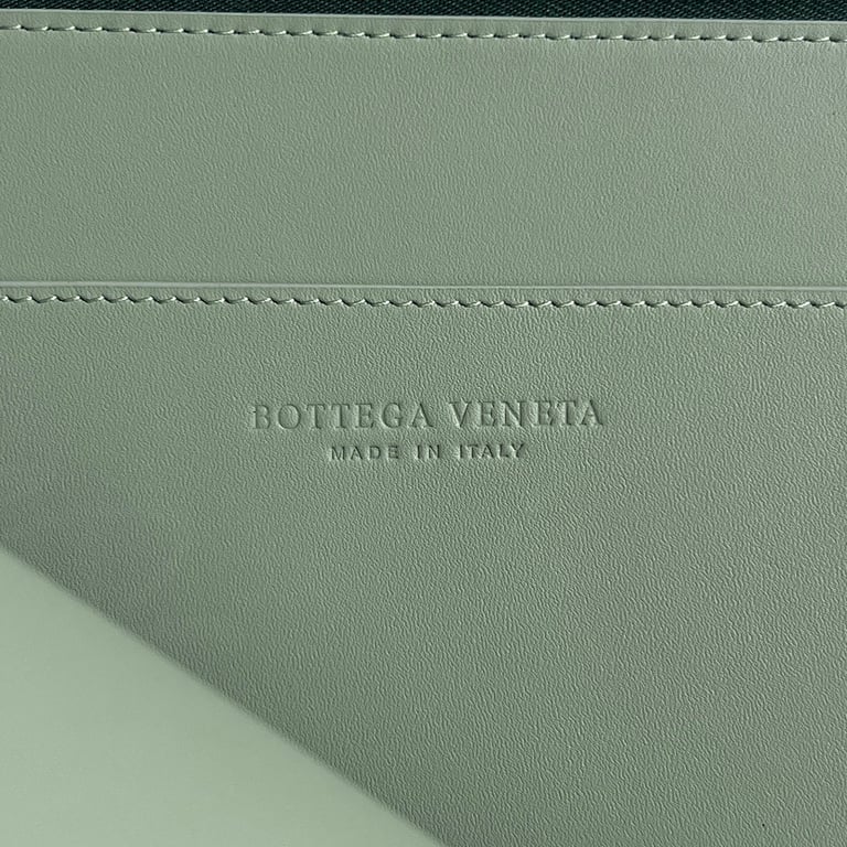 Bottega Veneta Intreccio Leather Clutch 607479 - 5