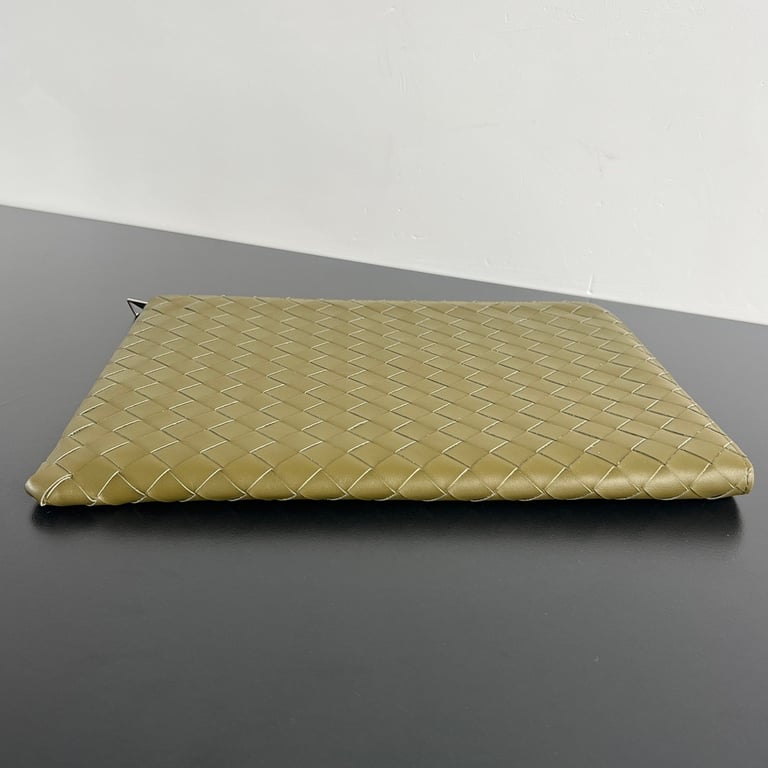 Bottega Veneta Intreccio Leather Clutch 607479 - 6