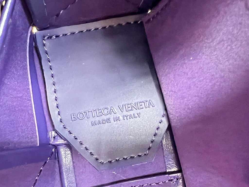 Bottega Veneta Cassette Purple Crossbody Bag - 3