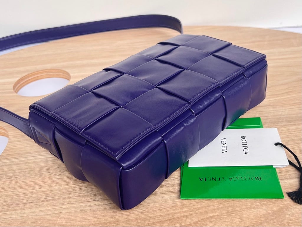 Bottega Veneta Cassette Purple Crossbody Bag - 7