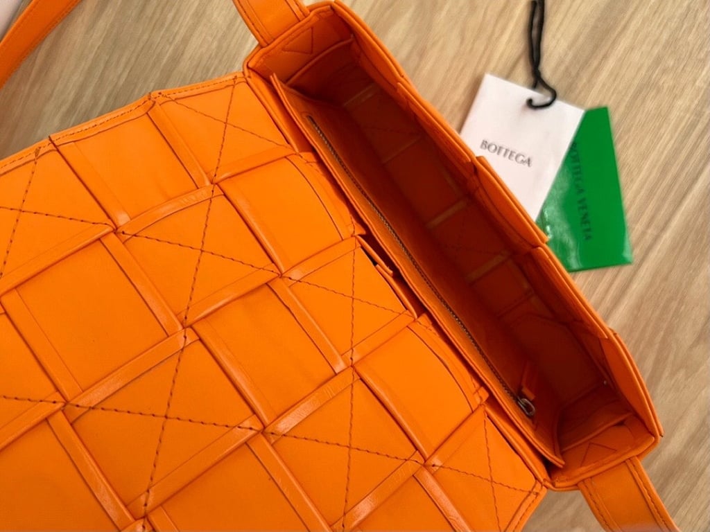 Bottega Veneta Cassette Crossbody Bag Orange - 6