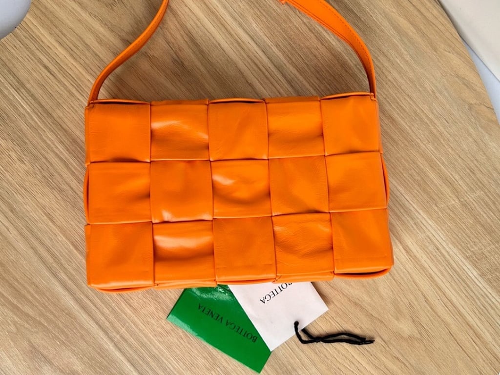 Bottega Veneta Cassette Crossbody Bag Orange - 9