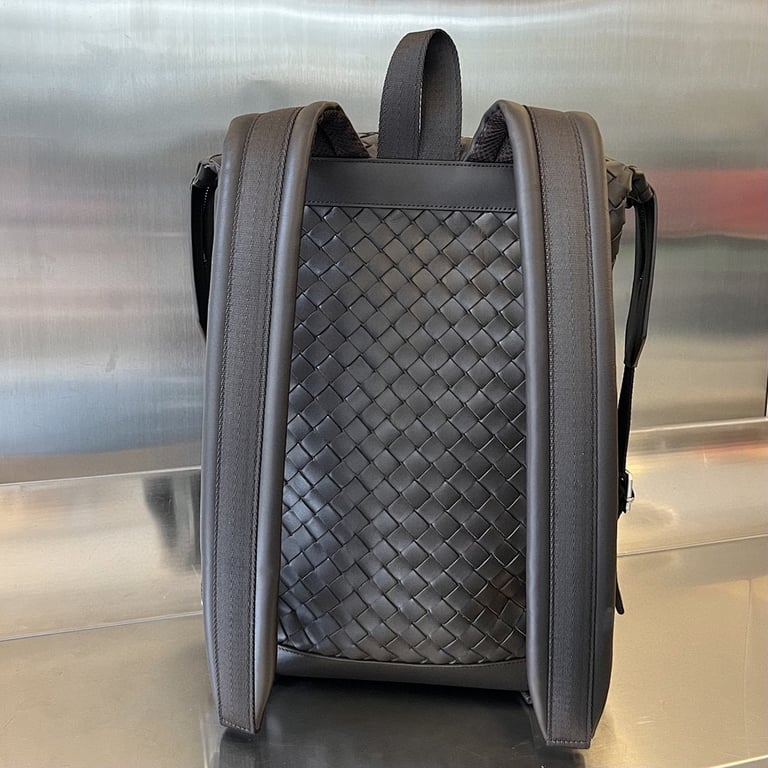 Bottega Veneta Intrecciato Leather Backpack 653118 - 8