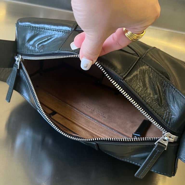 Bottega Veneta Cassette Camera Bag 731165 - 5