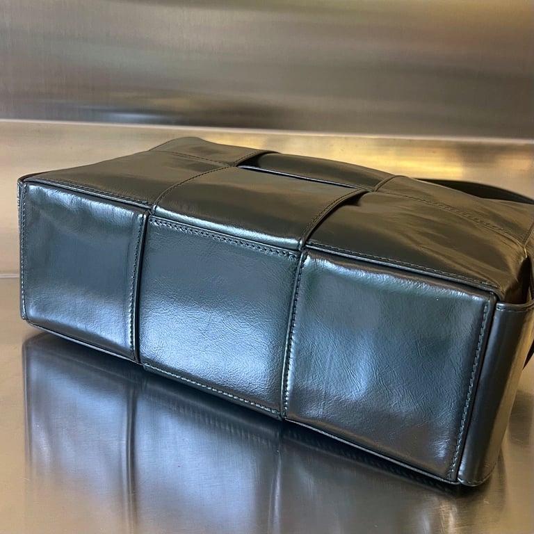 Bottega Veneta Cassette Camera Bag 731165 - 8
